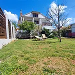 Kima With Garden For 6 * Zadar