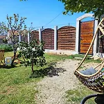 Kima With Garden For 6 * Zadar