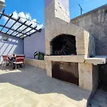 Kima With Garden For 6 Apartman *