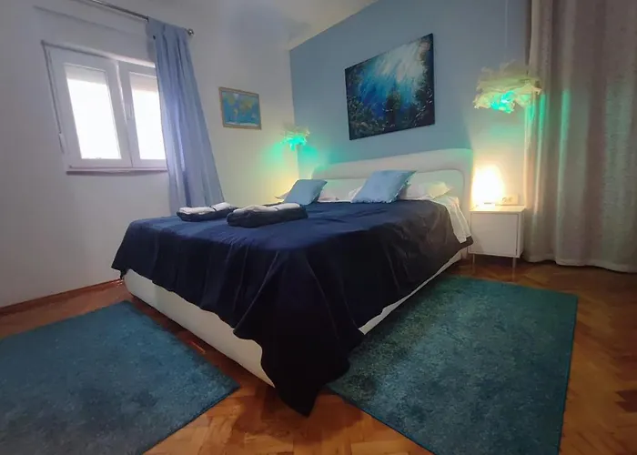 Kima With Garden זאדאר